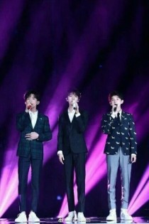 谢谢你出现在我的世界图片带字_tfboys：谢谢你出现在我的世界里